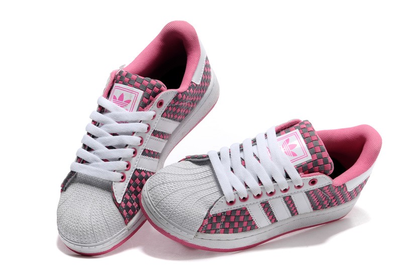 chaussure adidas dentelle rose